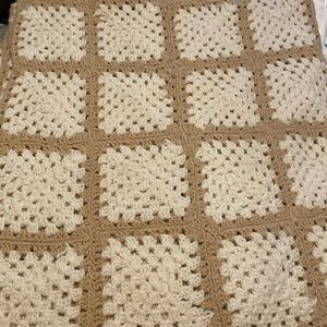 Granny Square Vintage Blanket/Quilt/Throw